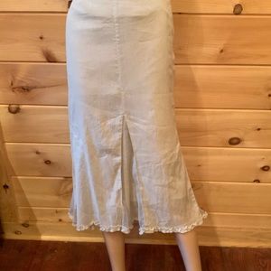 Soft surroundings tan skirt, never worn. Size MP